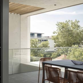 Ming Architects - 64 Watten Road - Frame House - 41 LR